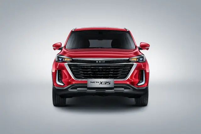 Vista exterior del BAIC X35, foto 1 de 12