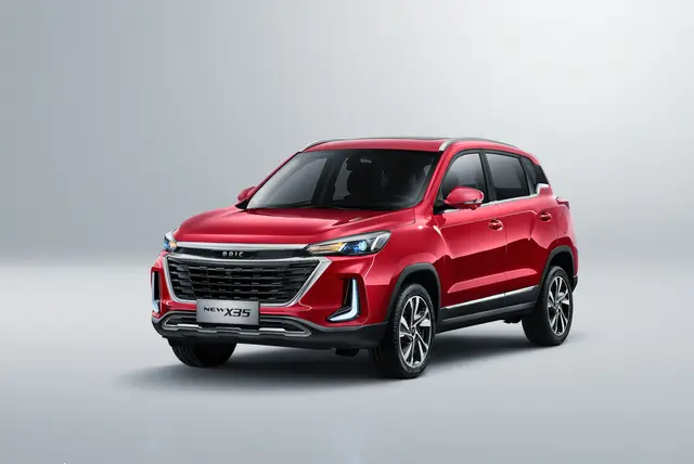 Vista exterior del BAIC X35, foto 2 de 12