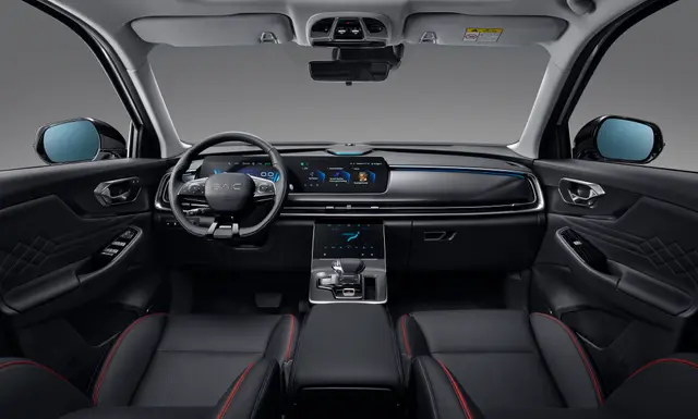 Interior del BAIC X7, foto 5 de 10